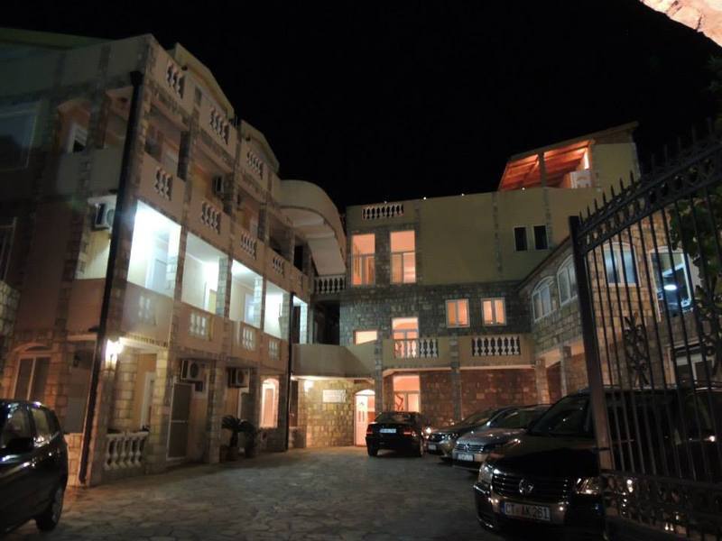 Castellamare Residence Petrovac Ngoại thất bức ảnh